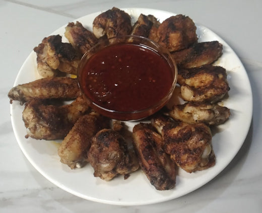 Spicy Dry Chicken Wings with Hot Dipping Sauce